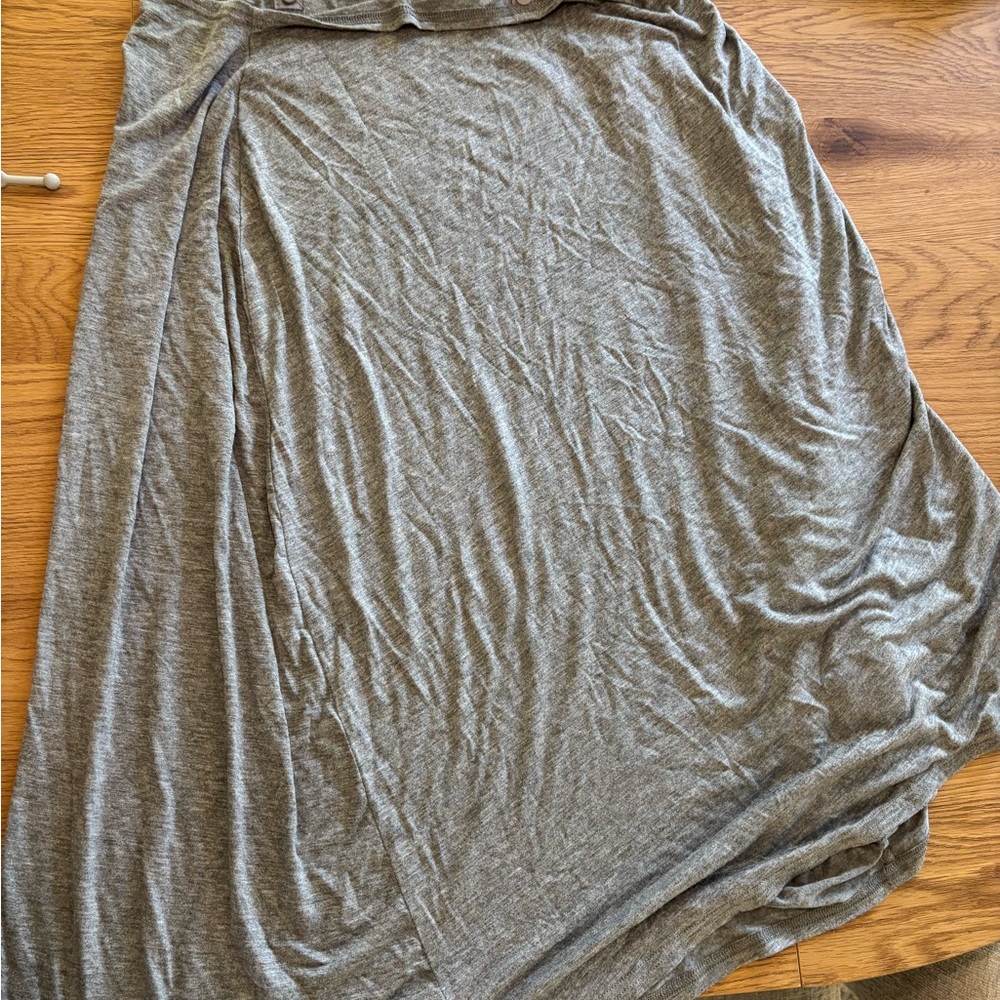 Gray Women's breastfeeding cover